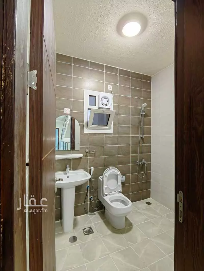 4 bedroom villa in Al Janadriyah, Riyadh 11