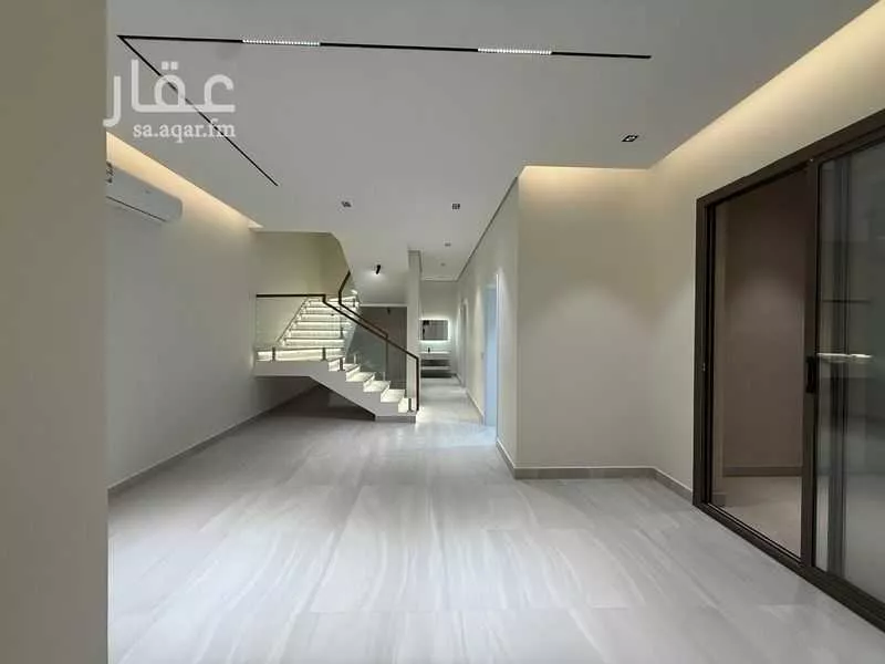 4 bedroom villa in Al Nakheel, Riyadh 6
