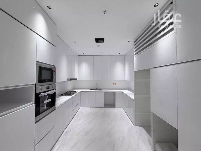 شقة 3 غرف في الملك فيصل 4