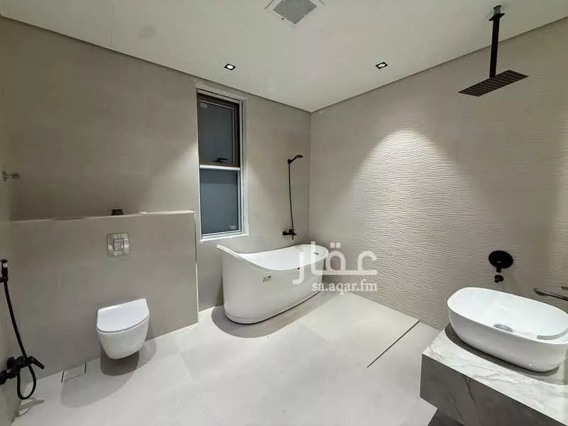 4 bedroom villa in Al Nakheel, Riyadh 11