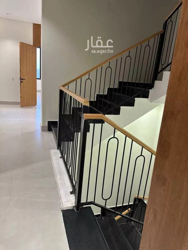 فيلا 5 غرف في ظهرة لبن 3