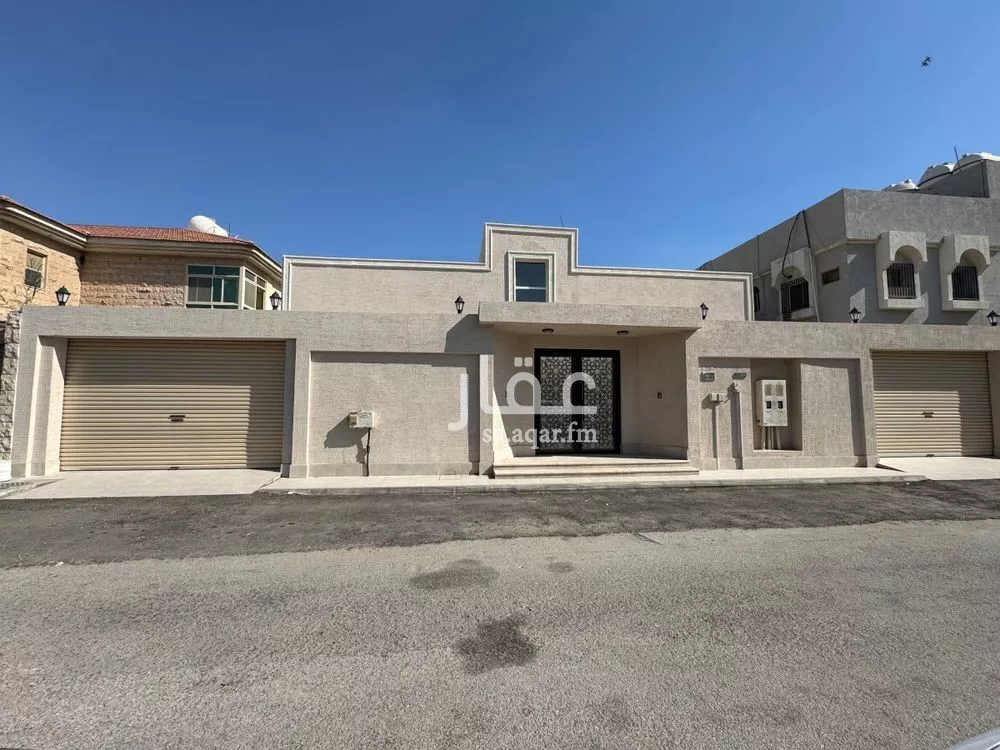 شقة 10 غرف في المدينة الرياضية 1