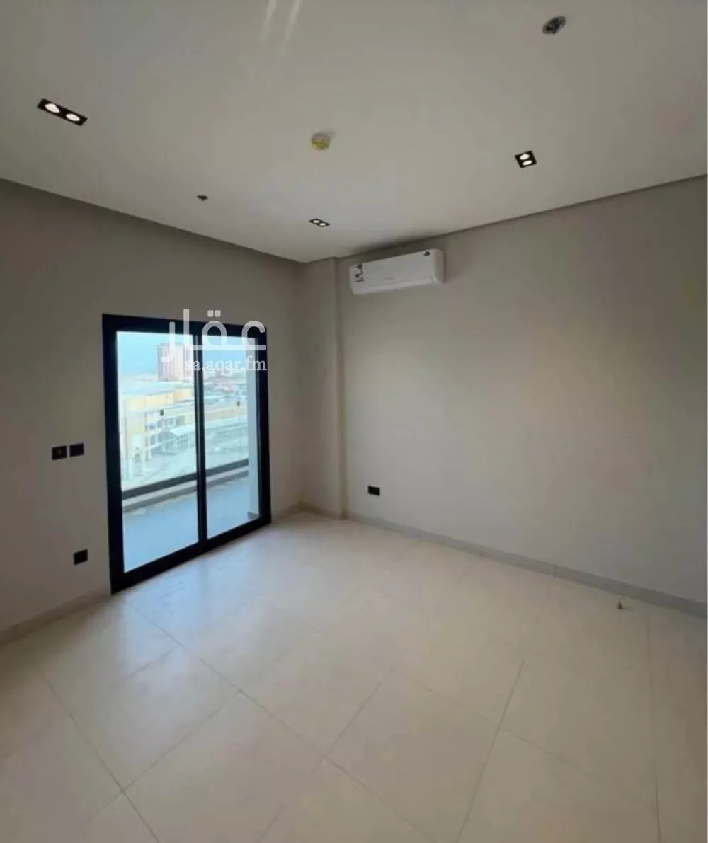 3 bedroom apartment in Al Hamra 4