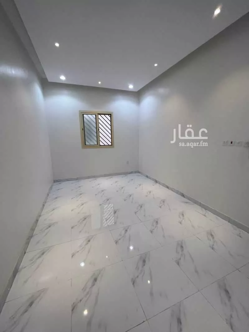 3 bedroom apartment in Al Rimal 5