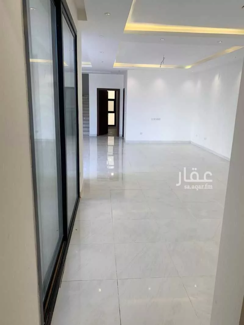 فيلا 3 غرف في الجنادرية 1