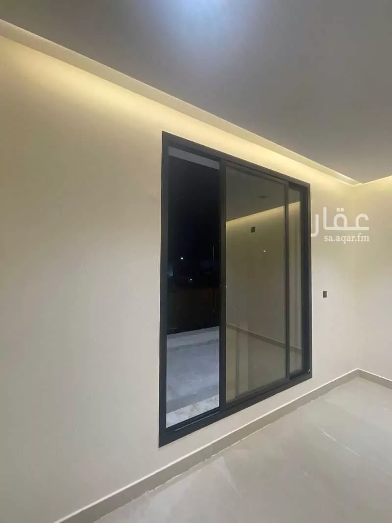 فيلا 8 غرف في الخليج 4