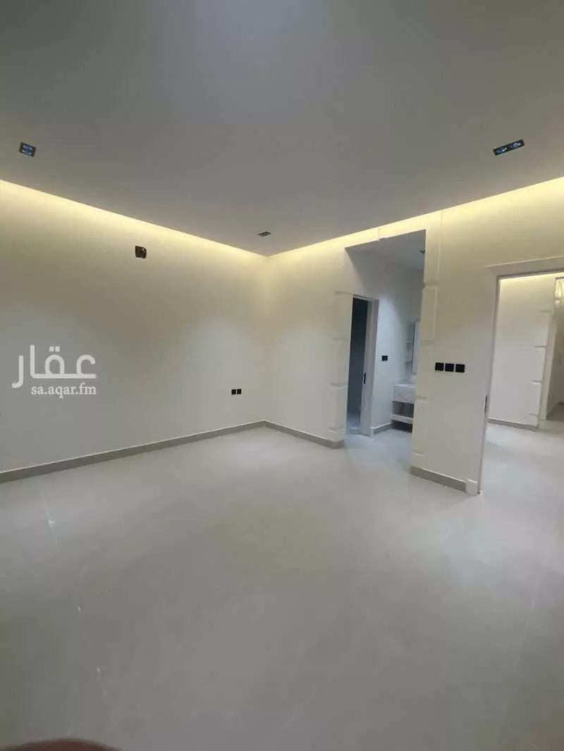 فيلا 8 غرف في الخليج 2