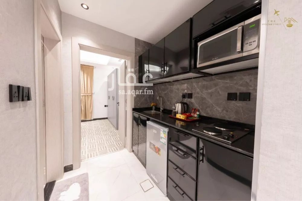 عقار 33 غرف في بريمان، جدة 13