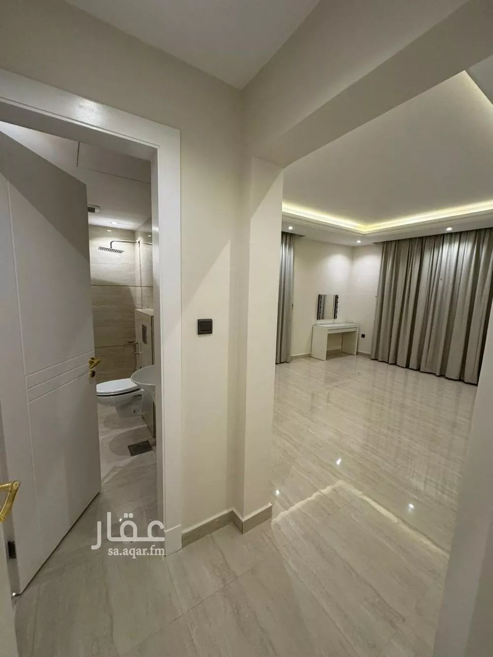 شقة 3 غرف في الملقا 3