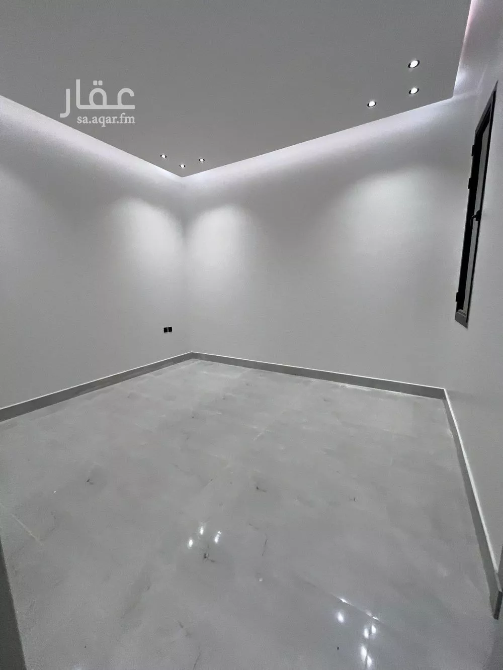 12 bedroom villa in Al Janadriyah 3