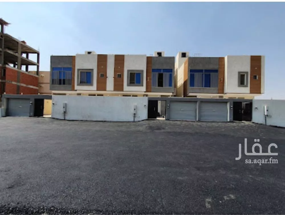 5 bedroom villa in King Fahd 4