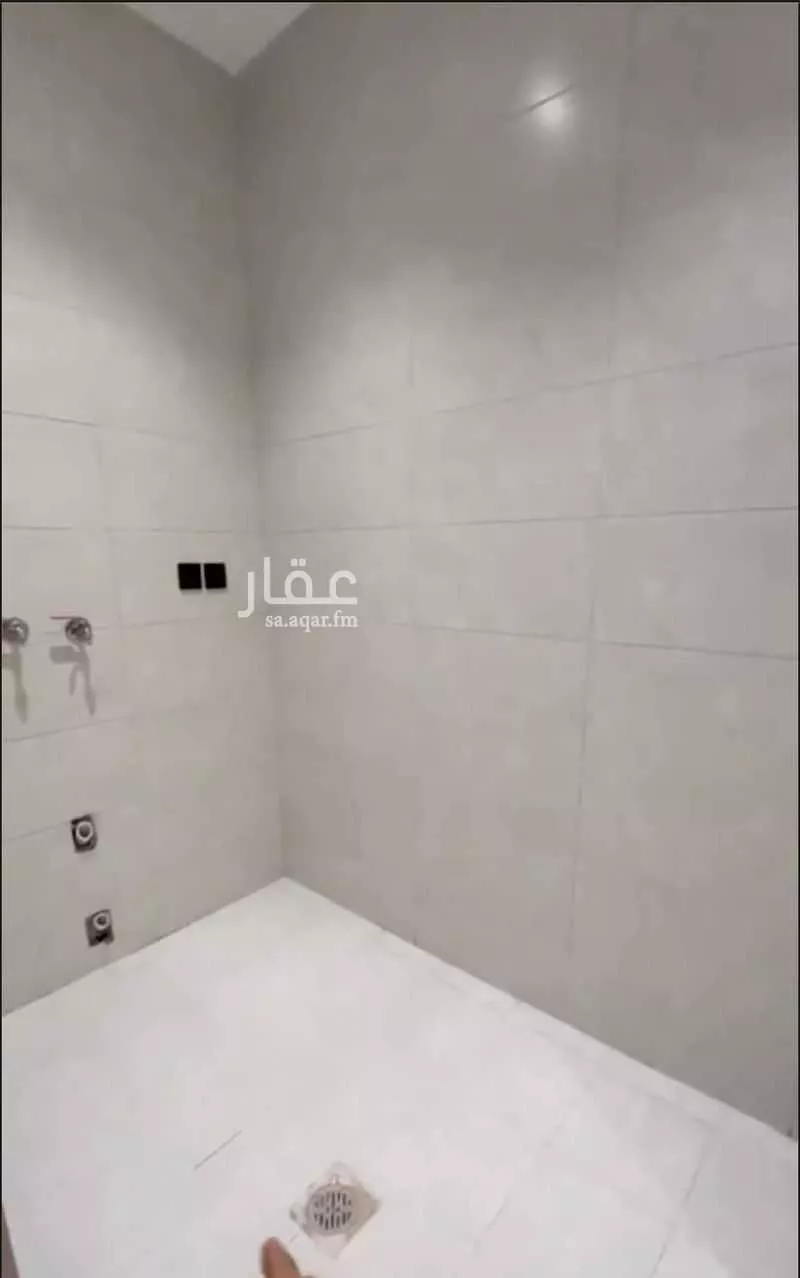 شقة 5 غرف في بريمان، جدة 13