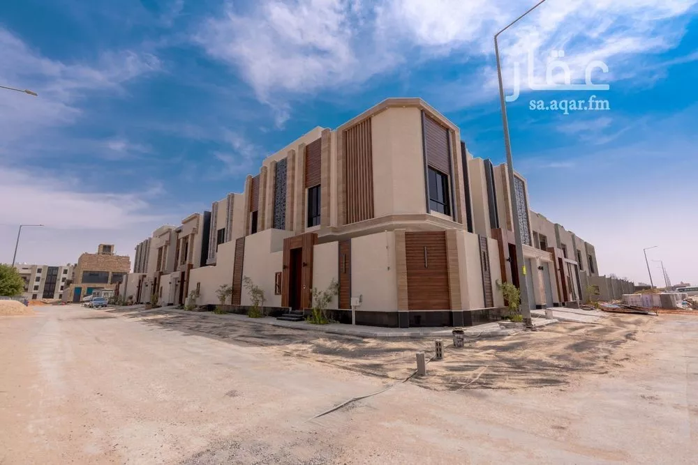 فيلا 5 غرف في العارض 1