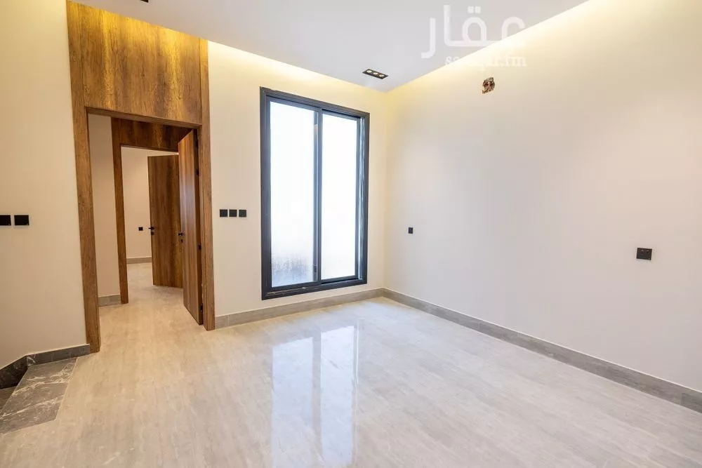 فيلا 5 غرف في العارض 4