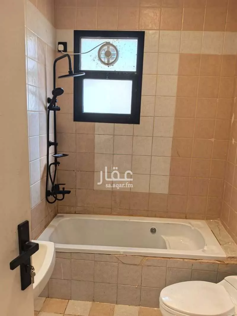 756 sqm building in Al Izdihar 3