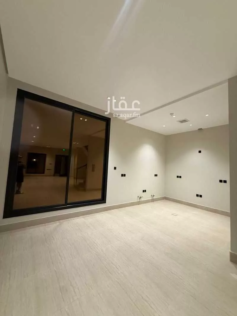 فيلا 3 غرف في الرمال 3