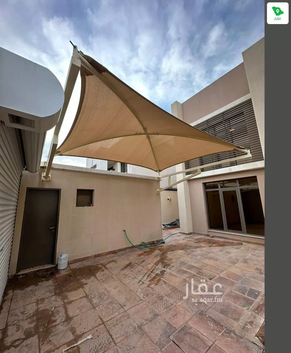 فيلا 4 غرف في الرمال 2