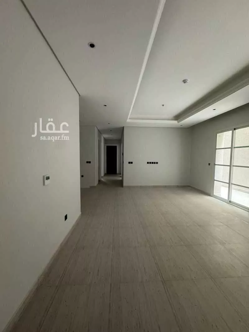 شقة 3 غرف في الملقا 4