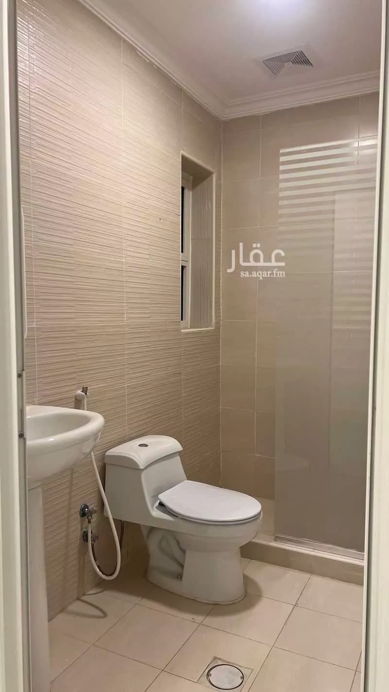5 bedroom apartment in Al Hamra 4