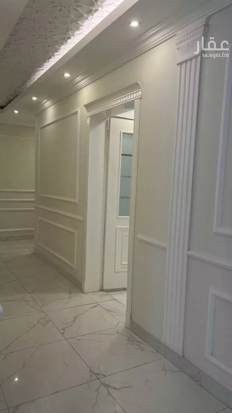 شقة 5 غرف في الحمرا 3