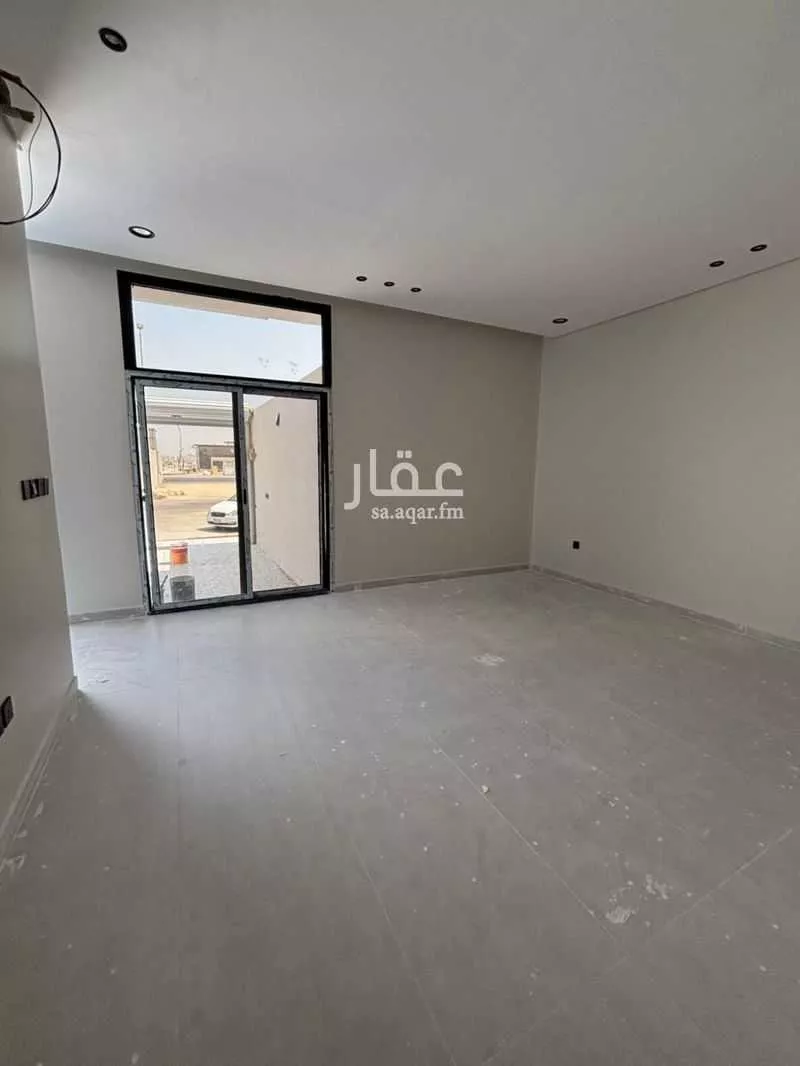 شقة 5 غرف في ضاحية الملك فهد 5