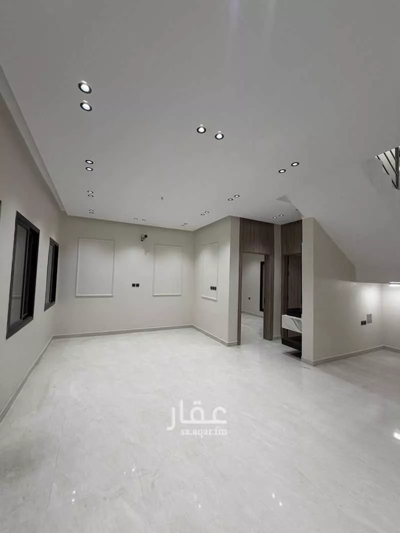 8 bedroom villa in Uhud, Eastern Province 18