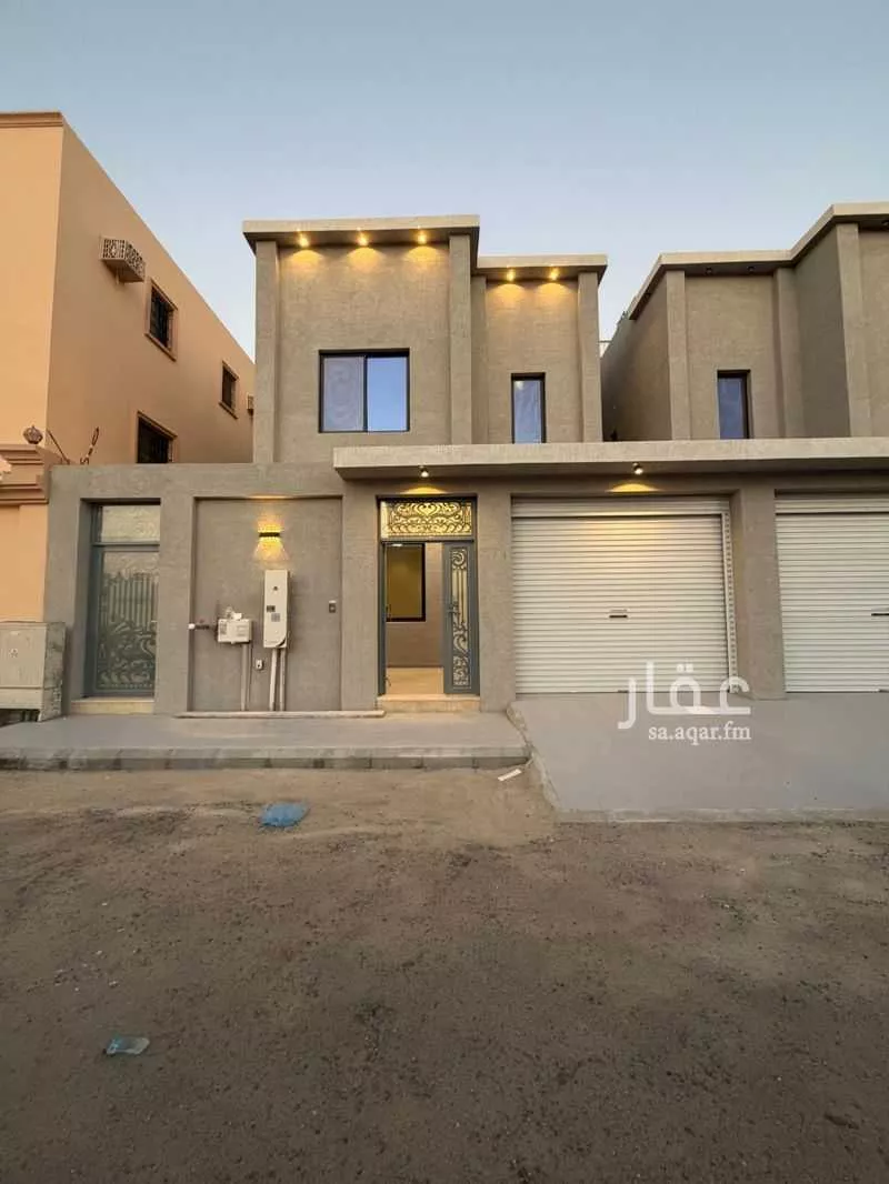 فيلا 7 غرف في ضاحية الملك فهد 2