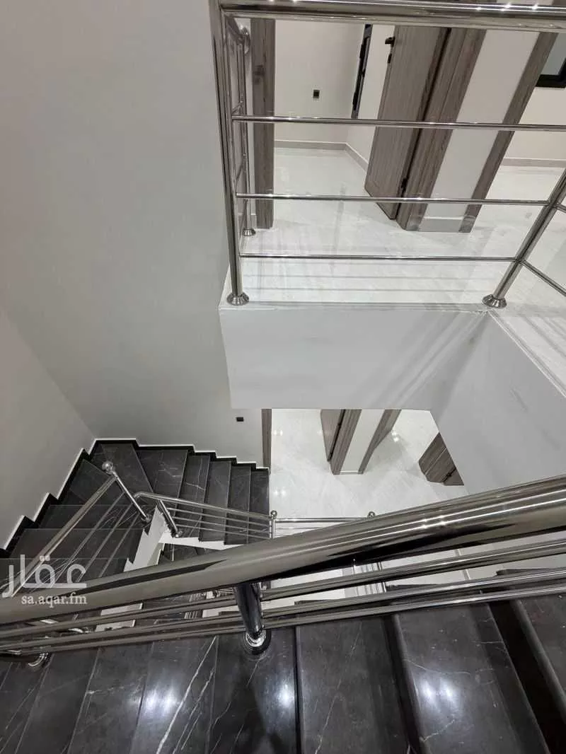 8 bedroom villa in Uhud, Eastern Province 11