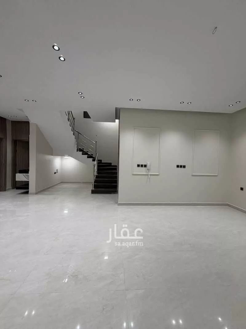 8 bedroom villa in Uhud, Eastern Province 24