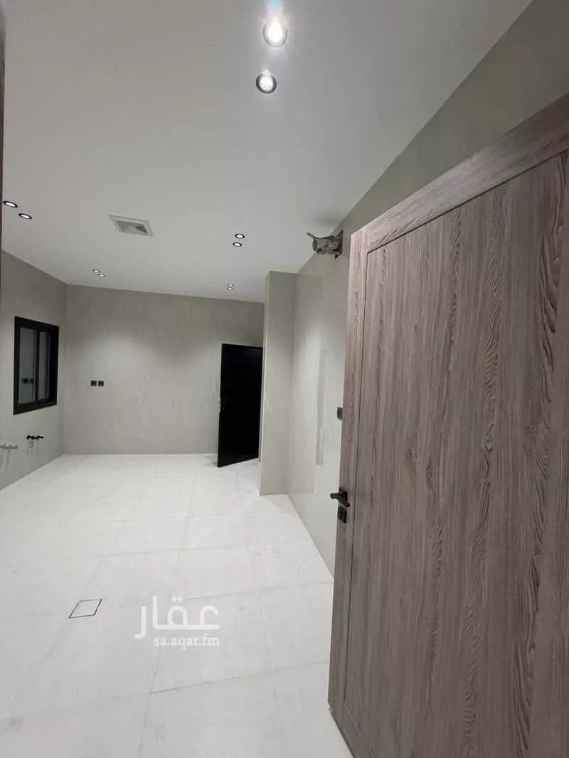 8 bedroom villa in Uhud, Eastern Province 29