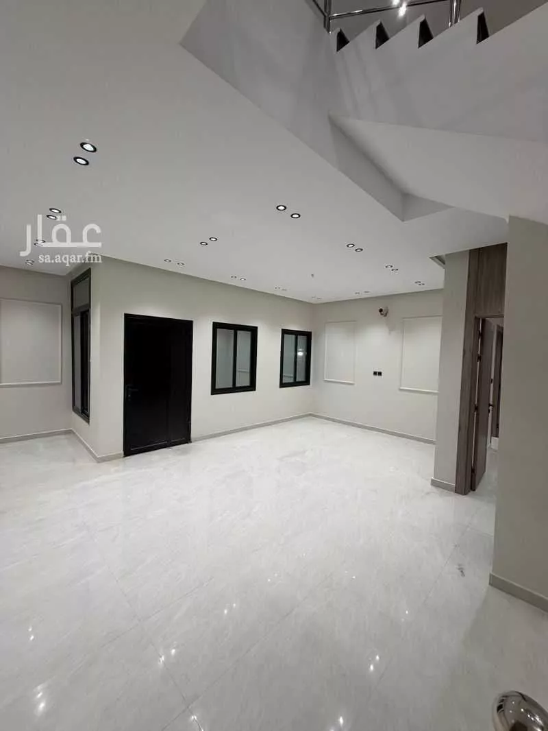 8 bedroom villa in Uhud, Eastern Province 28