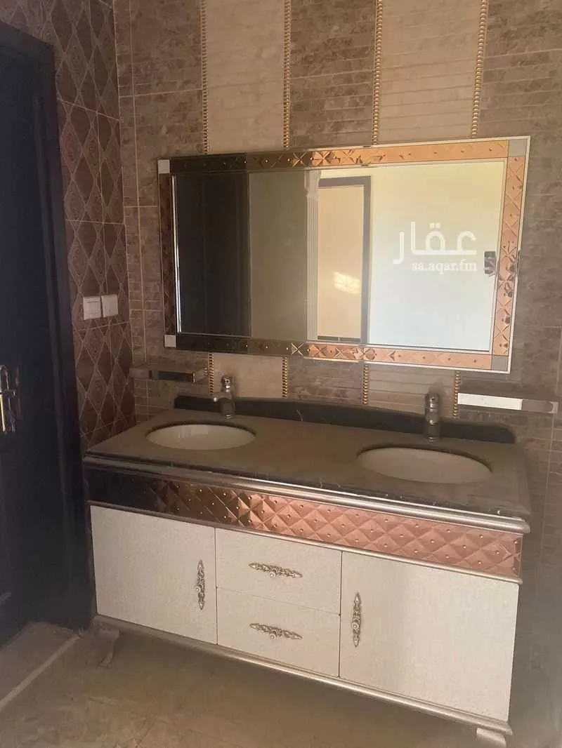 فيلا 6 غرف في الياقوت 4