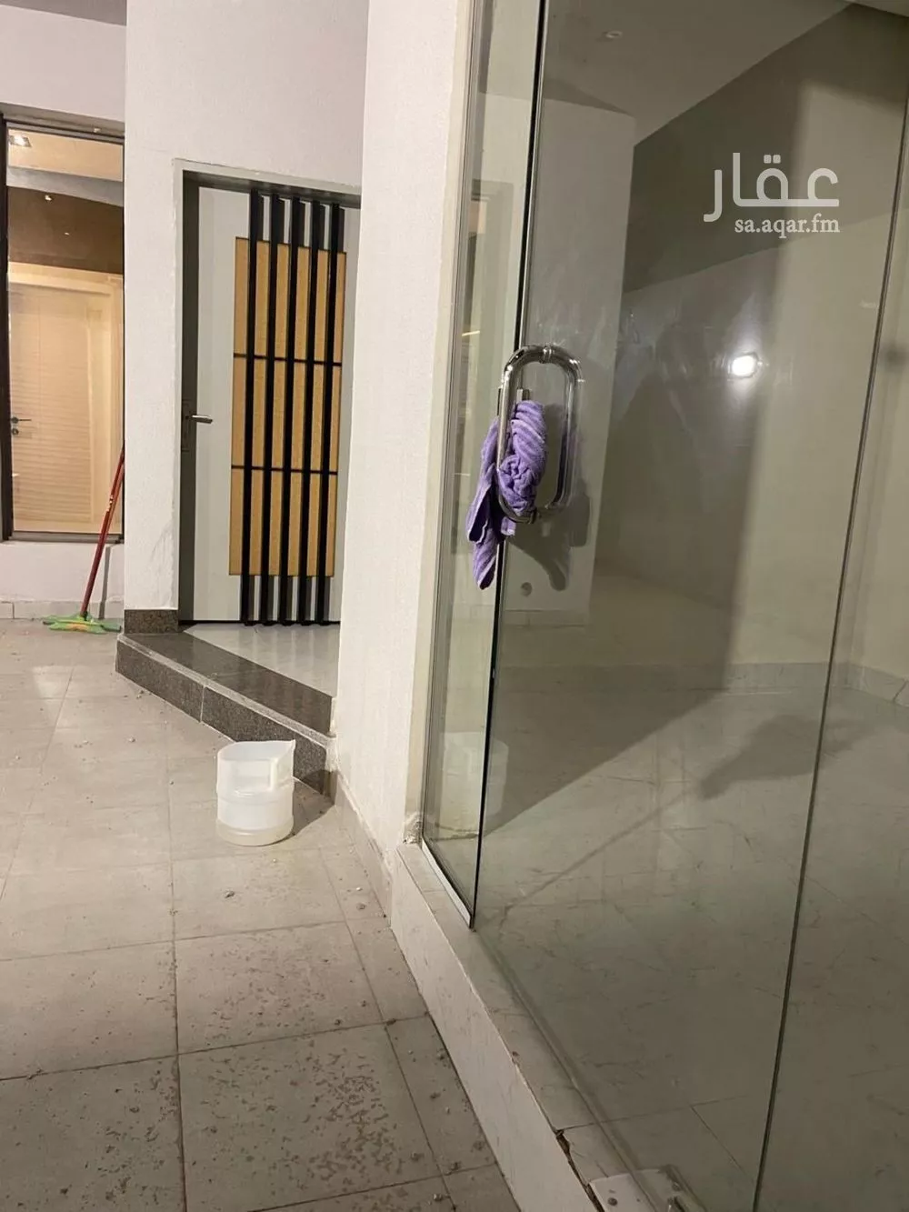 فيلا 4 غرف في العارض 2