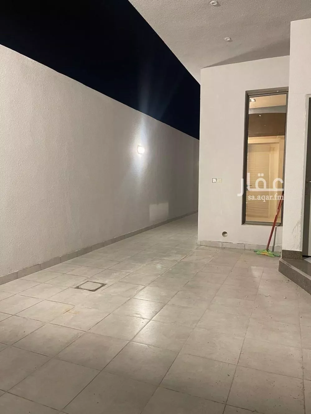 فيلا 4 غرف في العارض 4