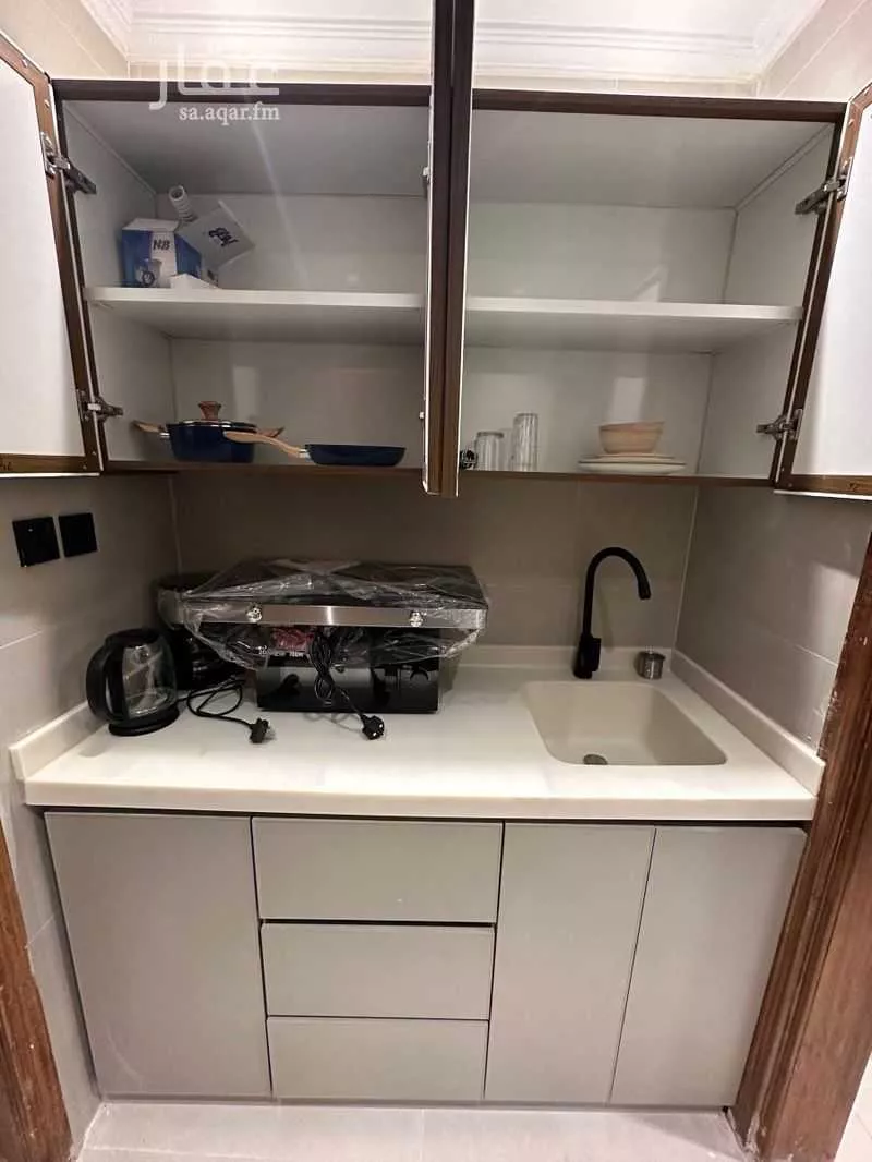 1 bedroom floor in Irqah 4