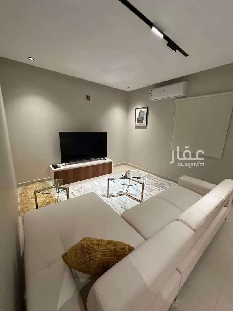 1 bedroom floor in Irqah 2