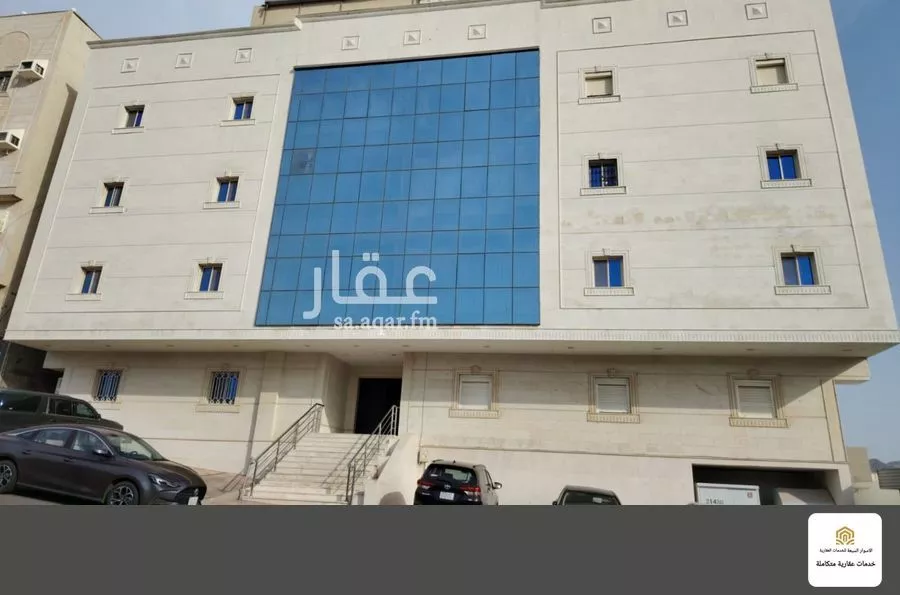 6 bedroom apartment in Batha Quraysh 1