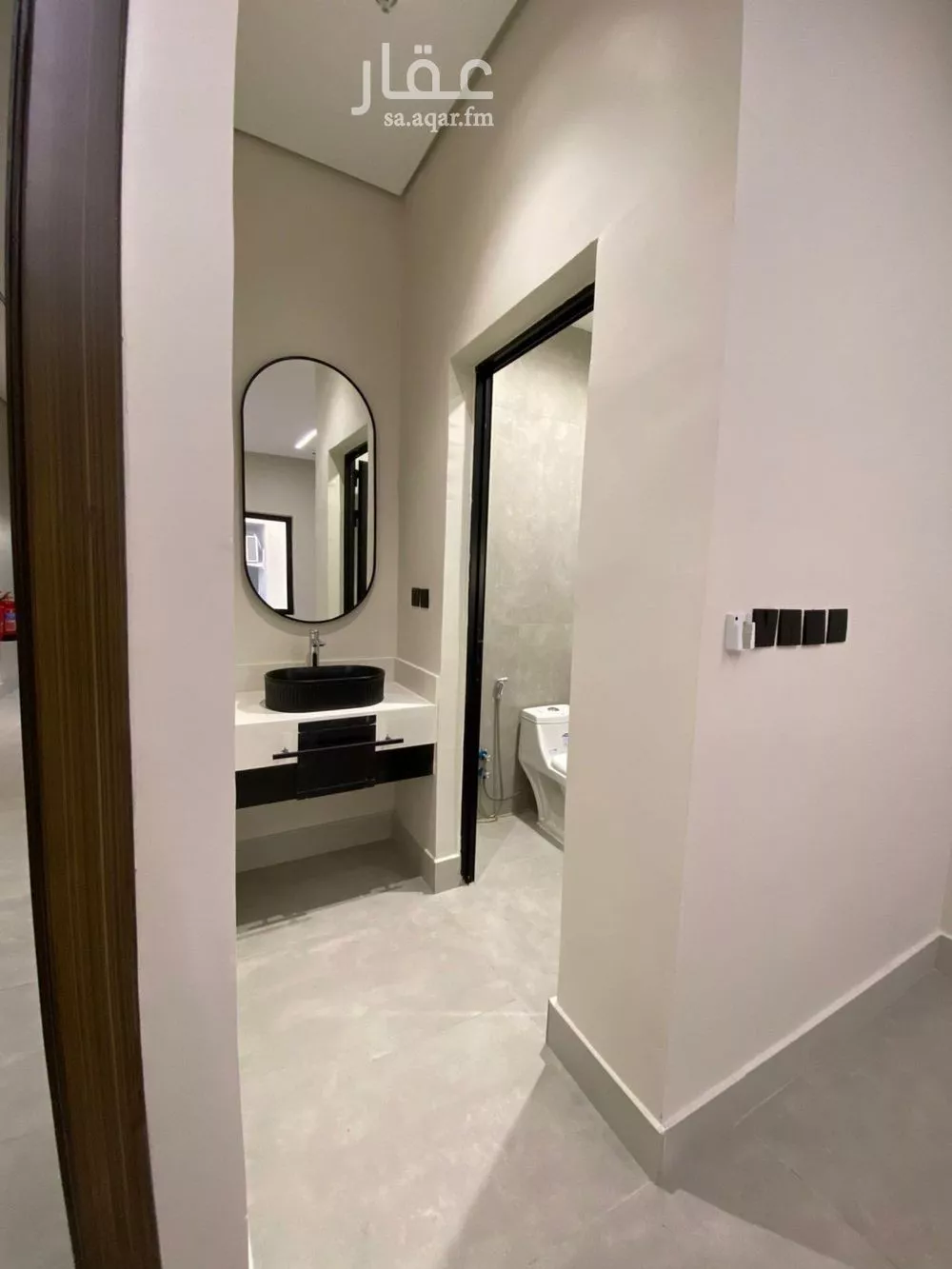 شقة 3 غرف في الحمرا 5