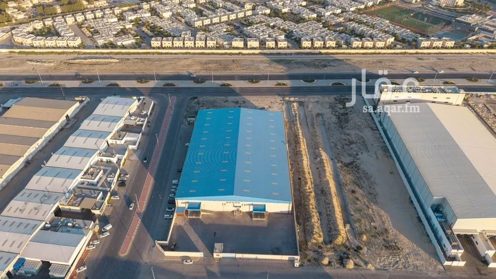 مستودع 2625 م² في النورس 5