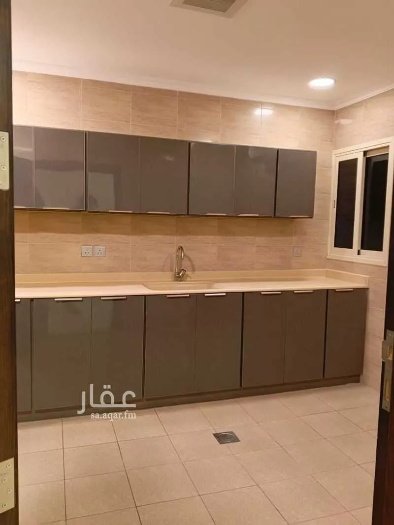 شقة 3 غرف في العليا 5