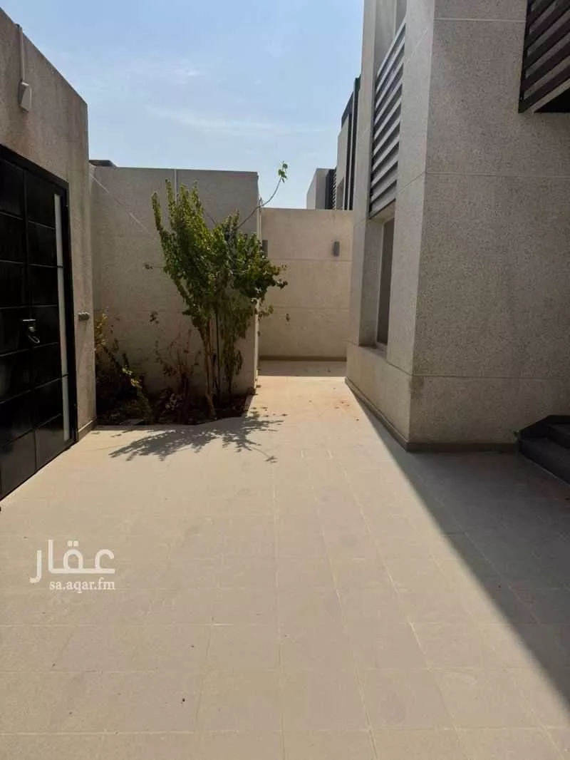 فيلا 5 غرف في المونسية 3