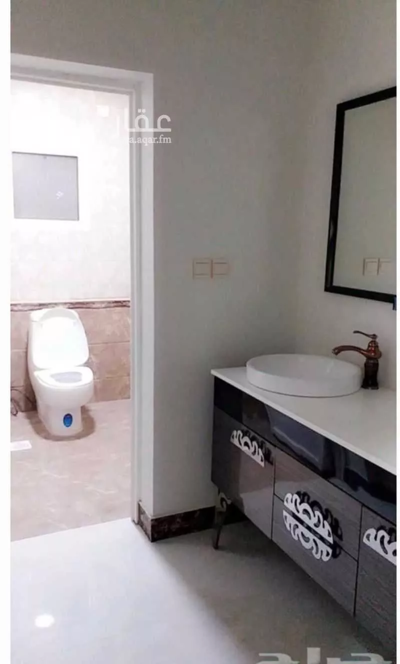 6 bedroom apartment in Ash Shulah 5