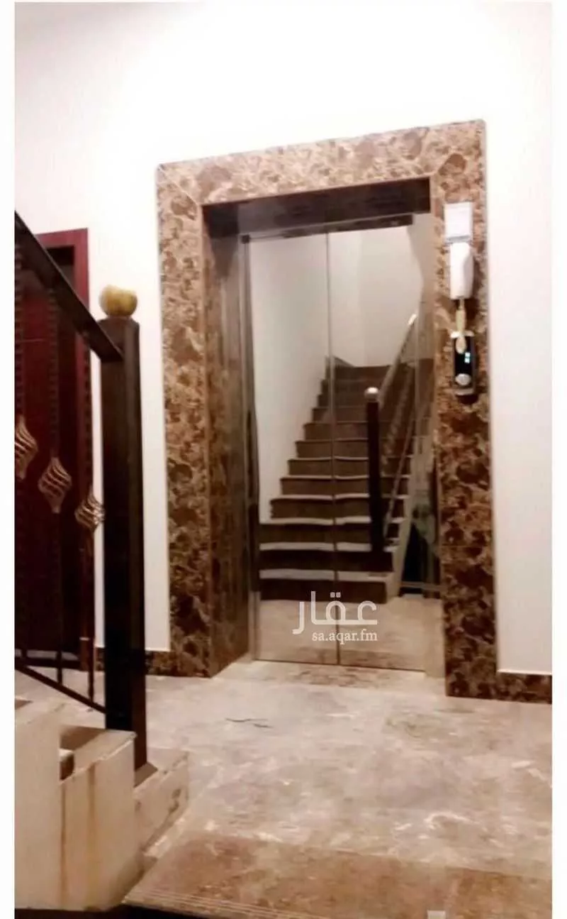 6 bedroom apartment in Ash Shulah 2