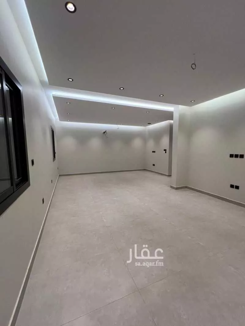 شقة 5 غرف في النزهة 4