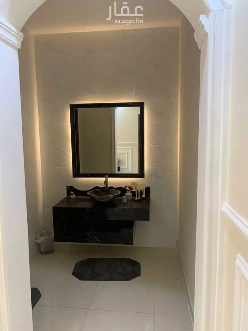 6 bedroom villa in Al Falah 3