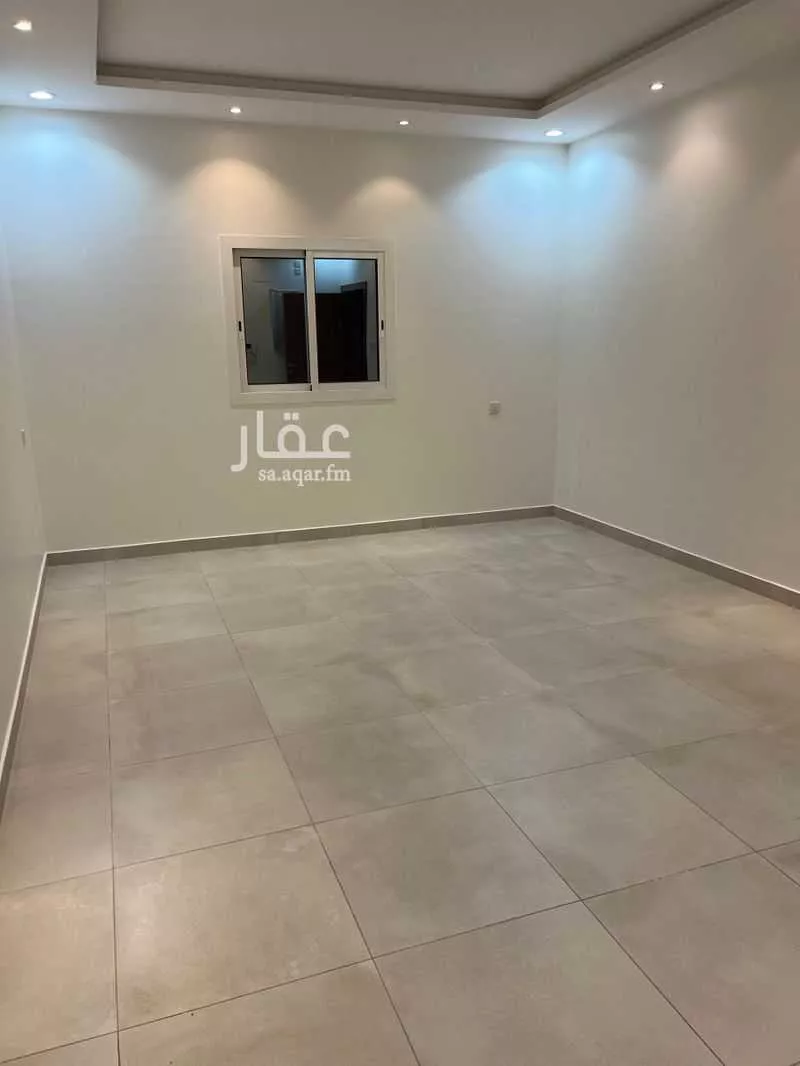 4 bedroom floor in Al Yaqout 2