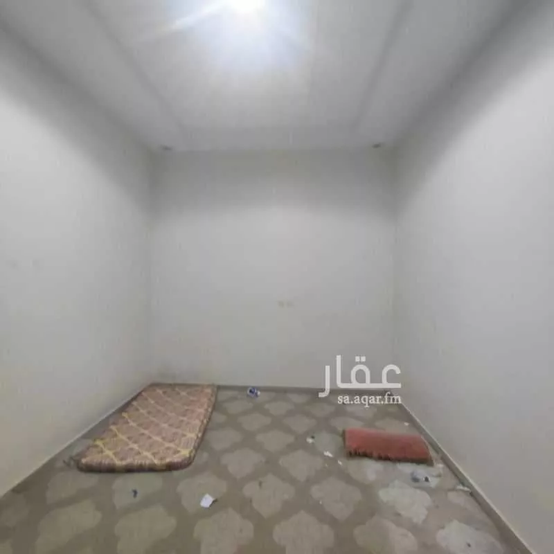 شقة 2 غرف في الرمال 5