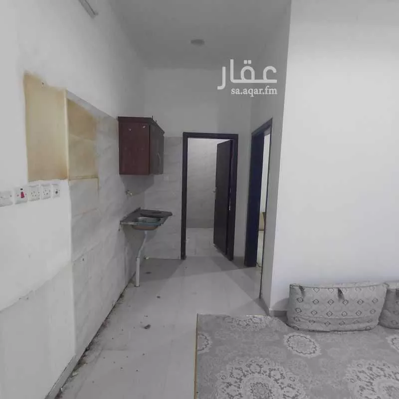 شقة 2 غرف في الرمال 4