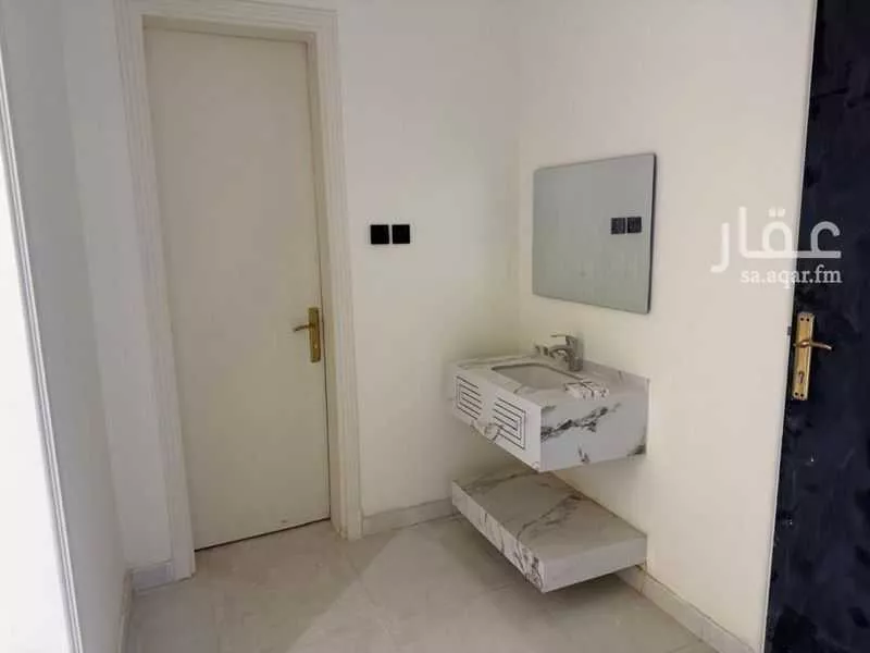 3 bedroom floor in Dahiat Namar 4