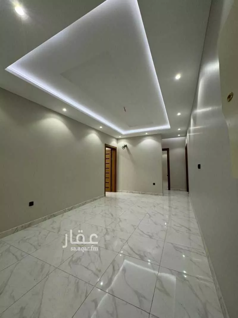 شقة 5 غرف في الريان 1